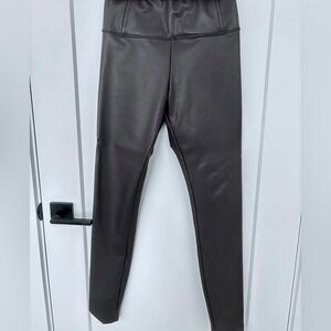 Woman Brown Faux Leather Leggings